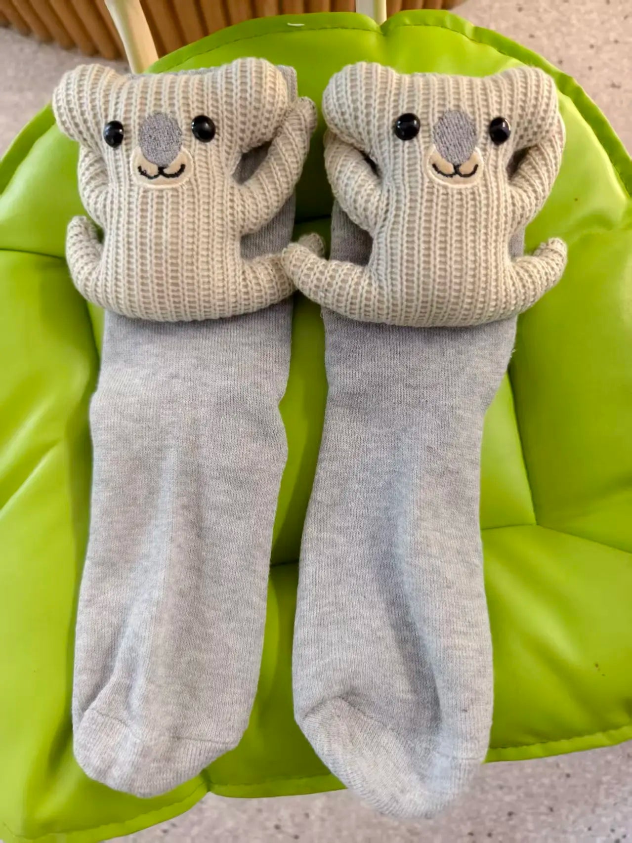 HUGFOOT Cozy House Socks