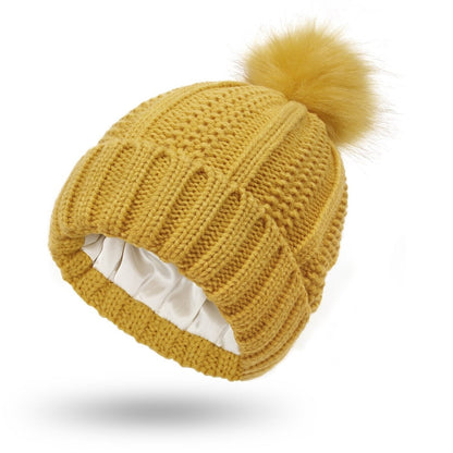 MODACAP Antistatic Pom-Pom Beanie