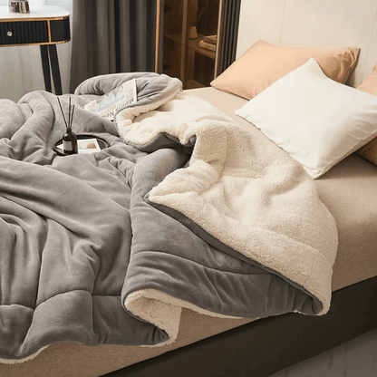 KuschelTraum Soft Flannel Fleece Blanket