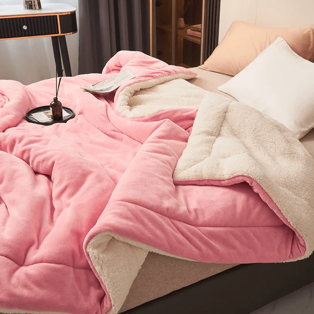 KuschelTraum Soft Flannel Fleece Blanket