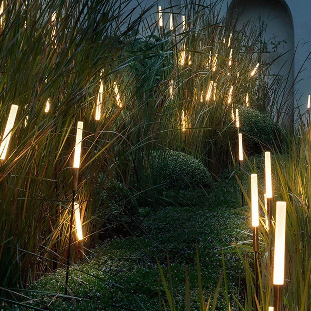 REEDGLOW Solar LED Reed Lights