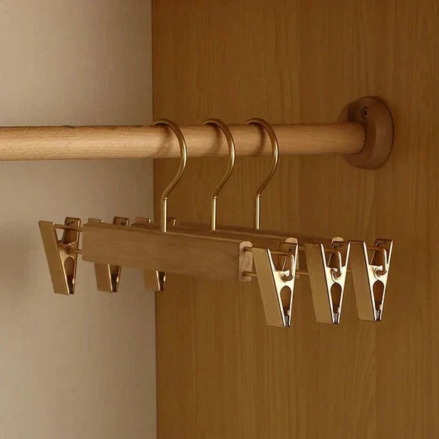 CLOSETORA Wide Wooden Hangers
