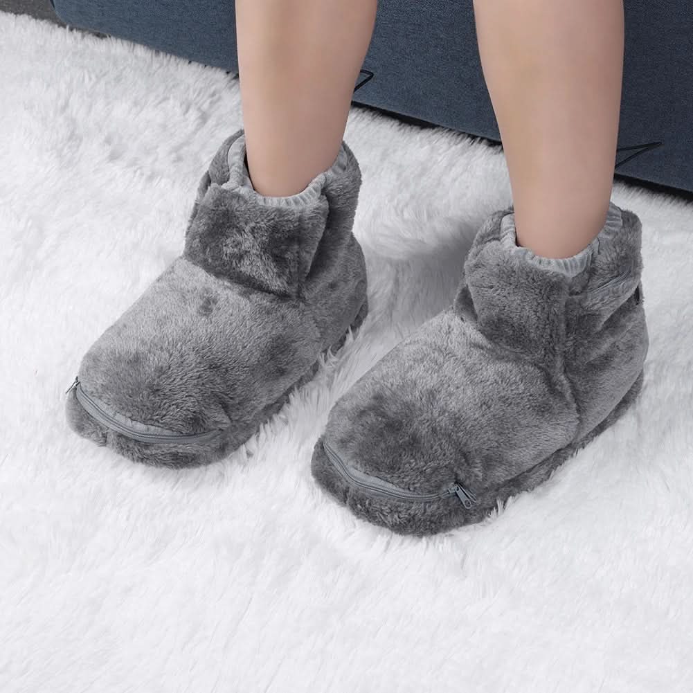 DREAMSTEP USB-Heated Slippers lifestyle image 3