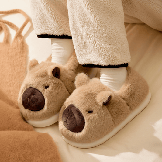 Capybara Slippers Plush Indoor House Slippers, Cute Fuzzy Animal Slippers with Non Slip Sole, Funny Gifts for Teens