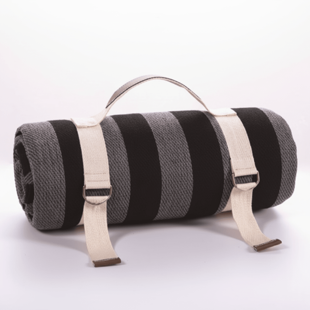 TRAILCOVER Robust Outdoor Picnic Blanket