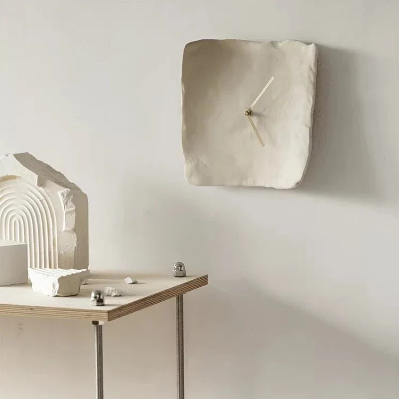 Silent Wall Clock, Non Ticking Resin Wall Clock for Living Room