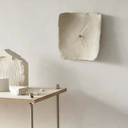 Silent Wall Clock, Non Ticking Resin Wall Clock for Living Room