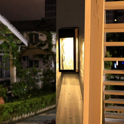 LIGHTSENSE Wall Light