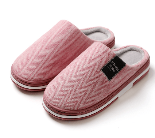 VARDI SLIPPERS Men's Slippers lifestyle image 3