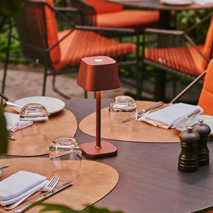 BRONZIFY Bronze Table Lamp