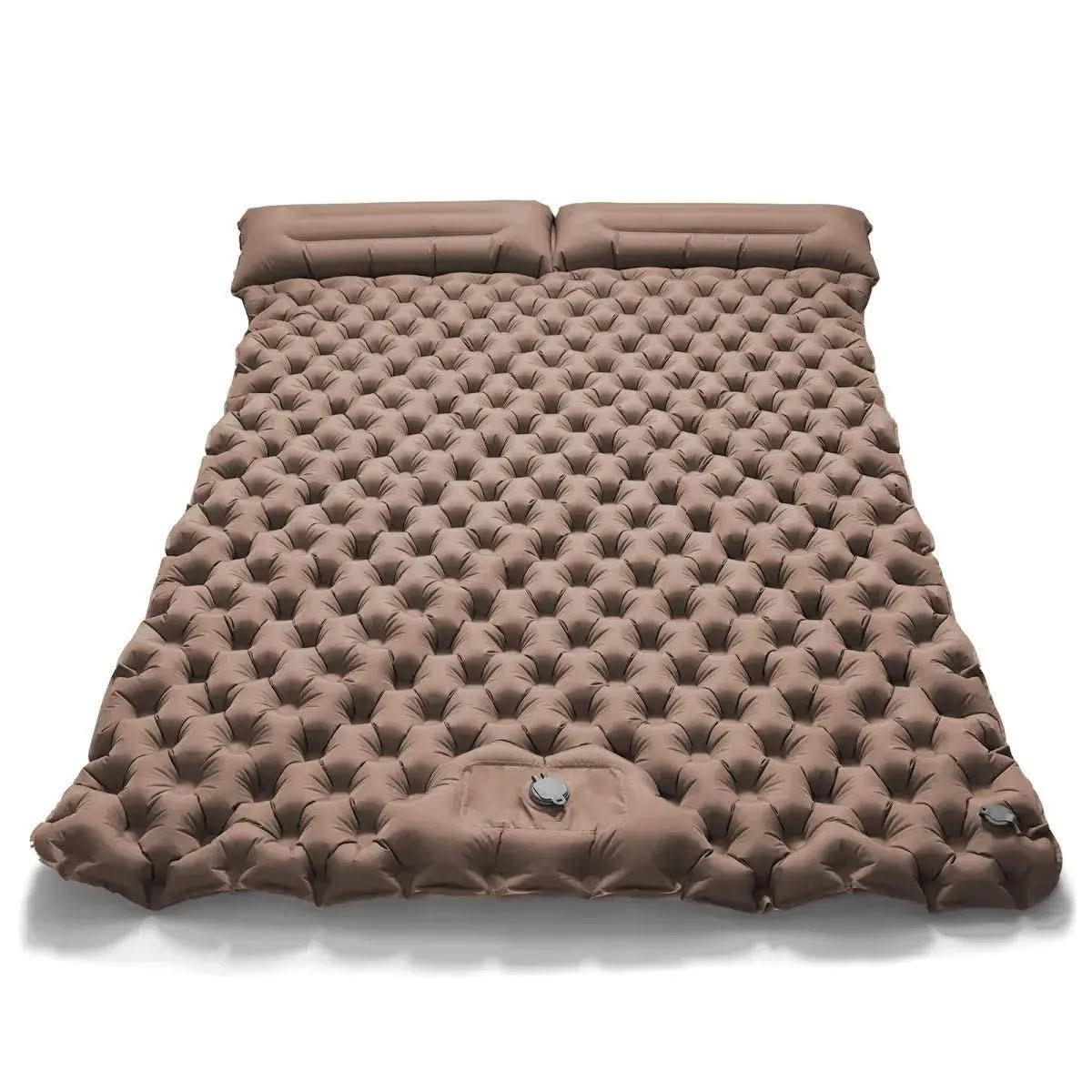 WANDERRUHE Ultra-light Self-inflating Double Hiking Mat lifestyle image 3