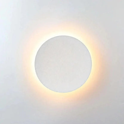 BRILORA Minimalist LED Outdoor Wall Light