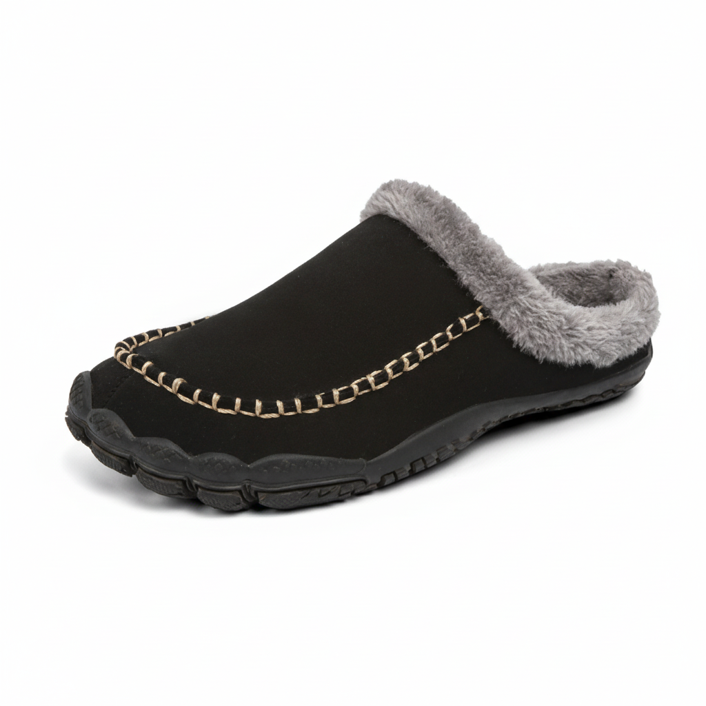 GENTLEMEN'S FEET Luxurious Men's Slippers lifestyle image 3