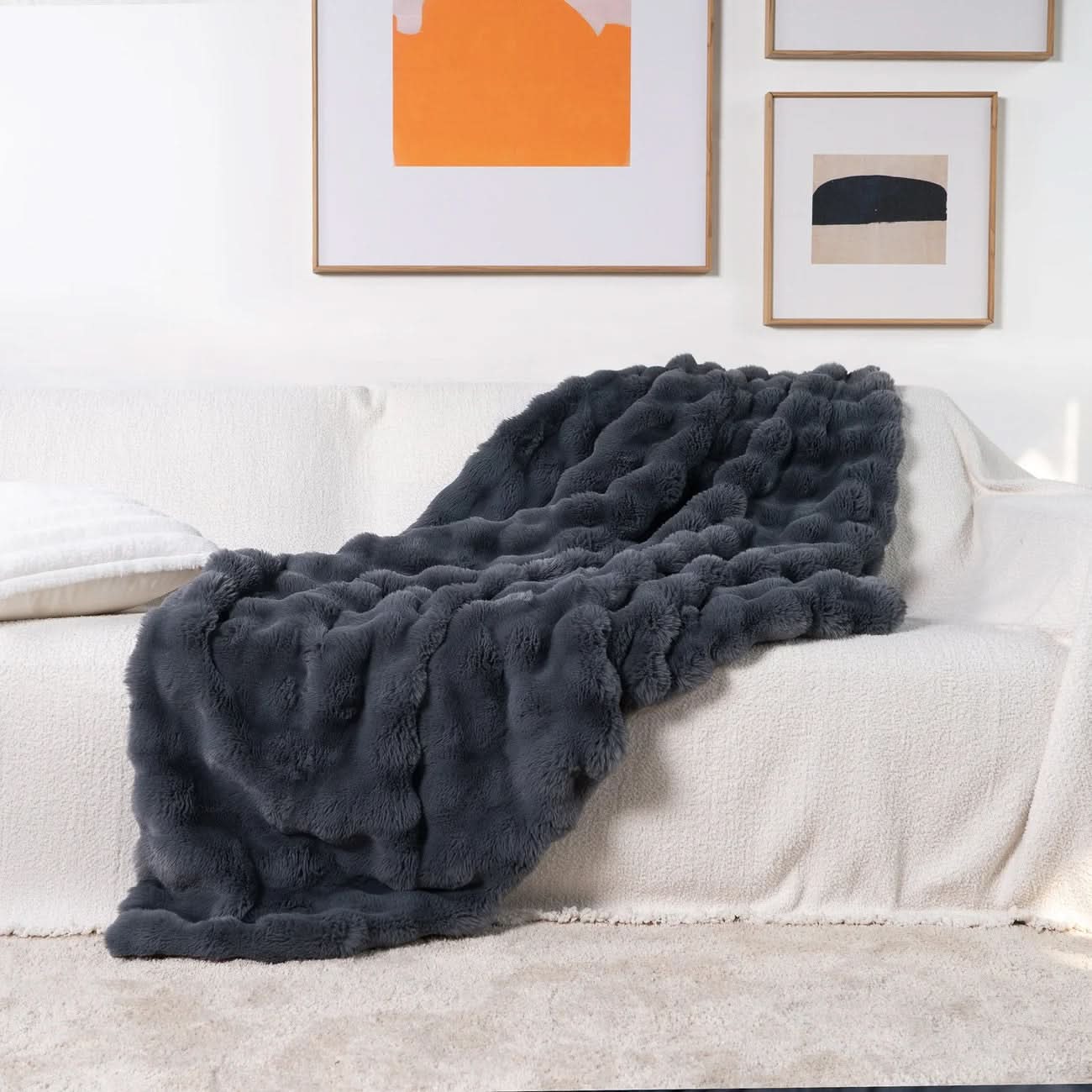 HUGMEHOME Ultra-Soft Blanket