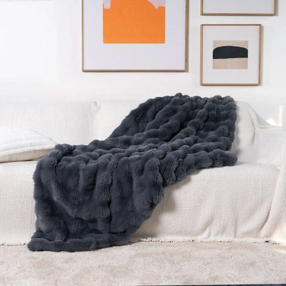 HUGMEHOME Ultra-Soft Blanket