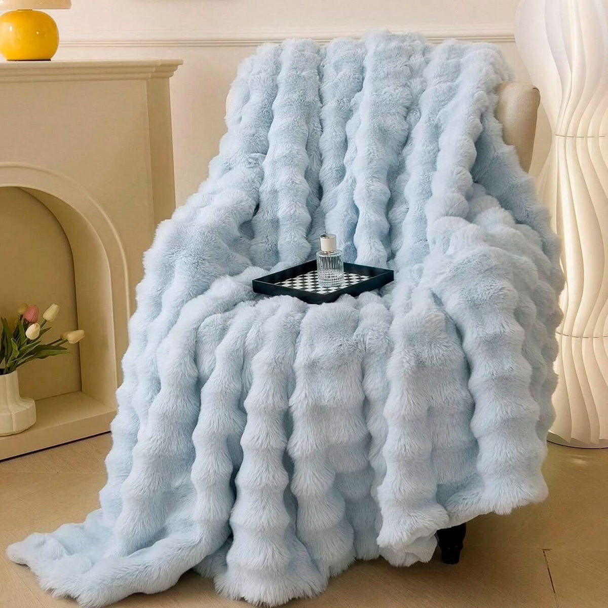 HUGMEHOME Ultra-Soft Blanket