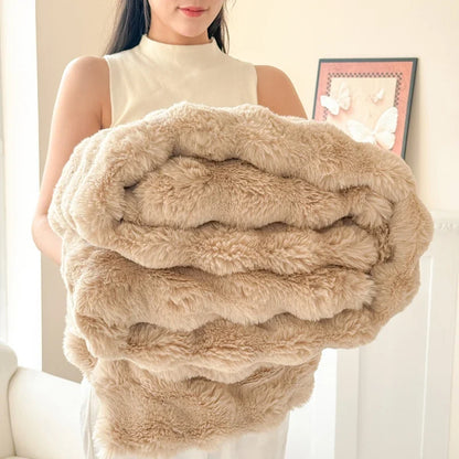 Faux Fur Blanket – photo 9