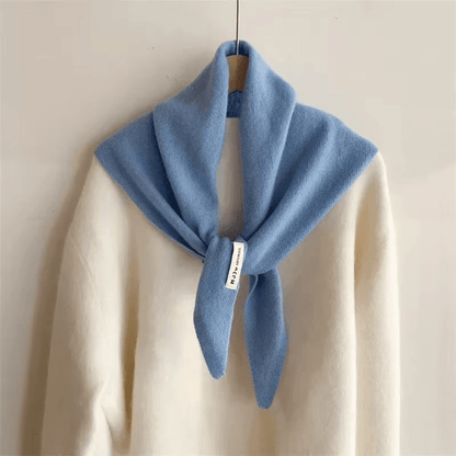 TRIANGLEA Versatile Triangular Wool Scarf