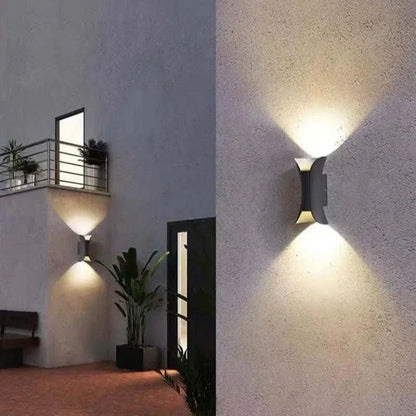 ORR CURVED LED Outdoor Wall Light