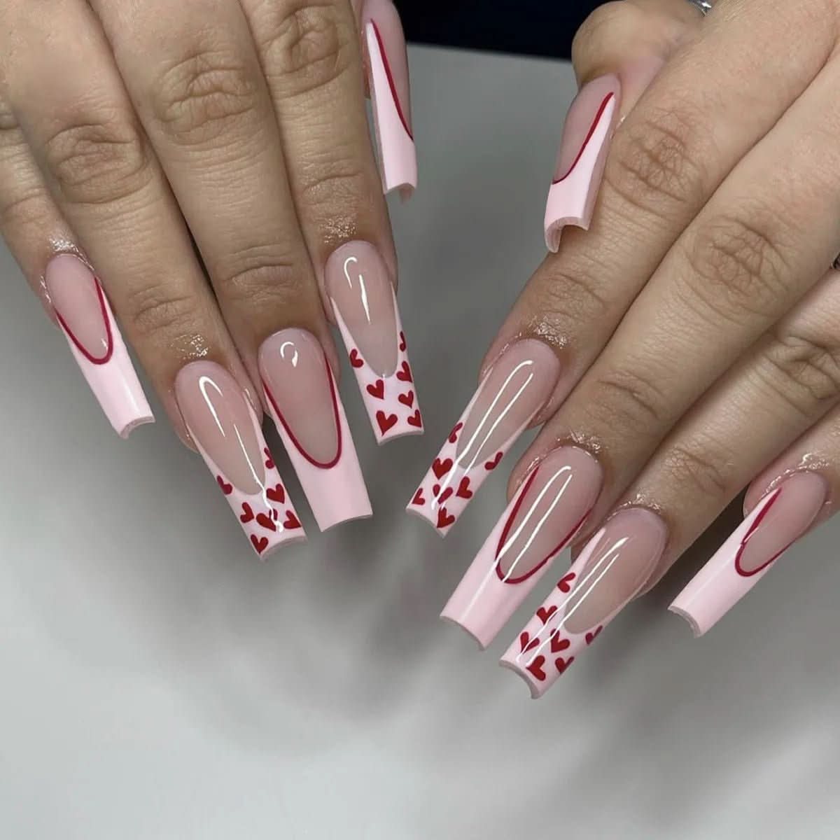 Presson Chic Pink Nails