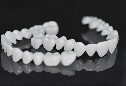 Flexible Snap On Tooth Veneers, Natural-Looking Cosmetic Veneers with Protective Storage Case – photo 7