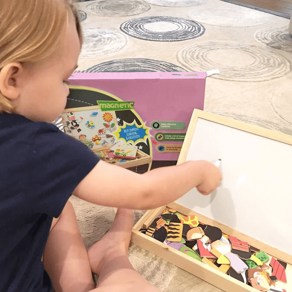 BOARDBOX Magnetic Chalkboard Drawing Set