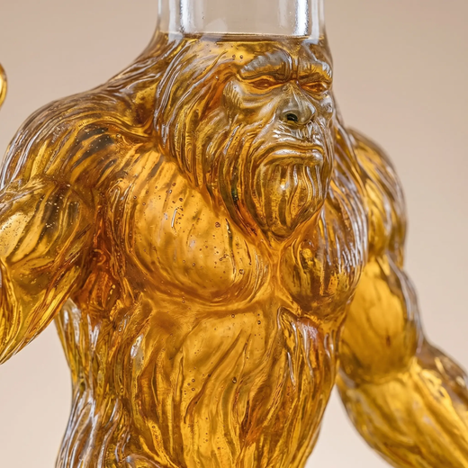Bigfoot Whiskey Decanter, 750 ml Funny Sculpted Glass Decanter for Whiskey, Bourbon & Scotch