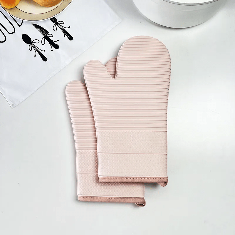 HEATSAFE Non-slip Silicone Oven Gloves