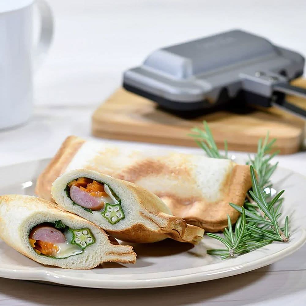 QUICKGRILL Compact Sandwich Maker lifestyle image 3