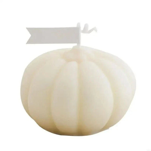 Pumpkin Candle, Handmade Pumpkin Shaped Scented Wax Candle for Fall Decor & Cozy Evenings