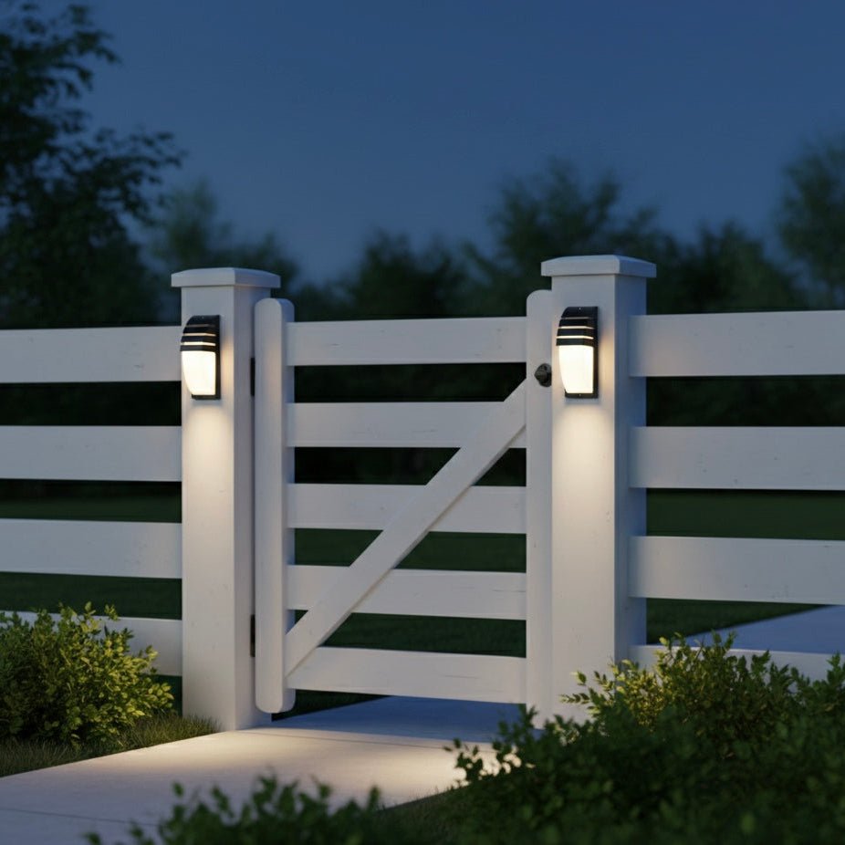 SHADORA LED Outdoor Light