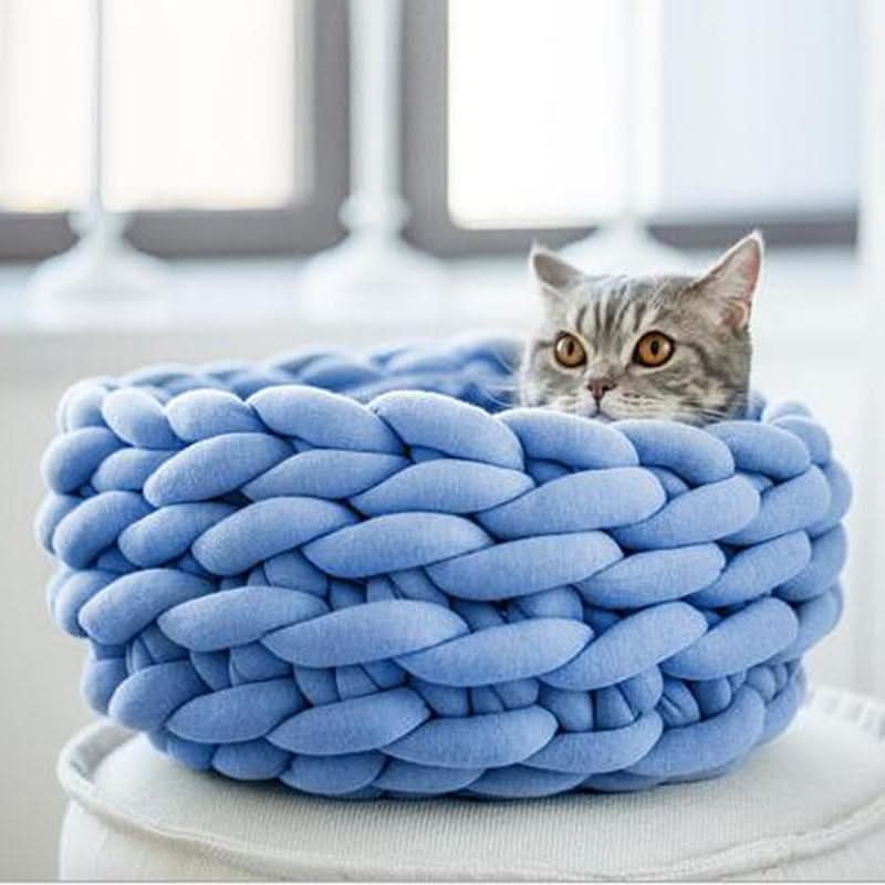 WOOLLYNEST Soft Woollen Basket for Pets