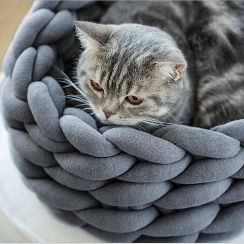 WOOLLYNEST Soft Woollen Basket for Pets iwt3